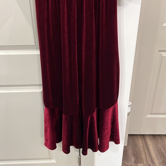 Unbranded: Burgundy Velvet-Soft High Low Dress - Picture 5 of 10